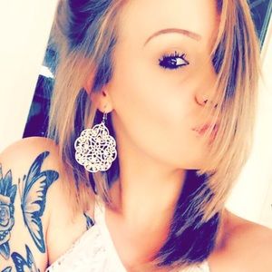 Meet your Posher, Angel